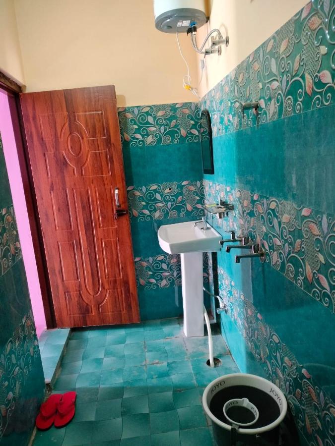 Pandava'S Cafe & Stay Chopta Екстериор снимка