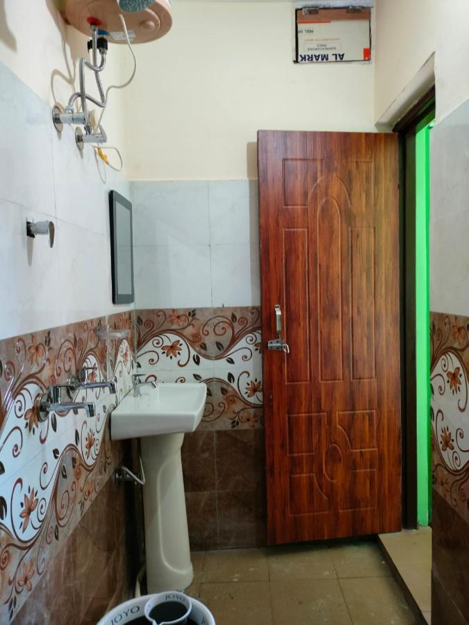 Pandava'S Cafe & Stay Chopta Екстериор снимка